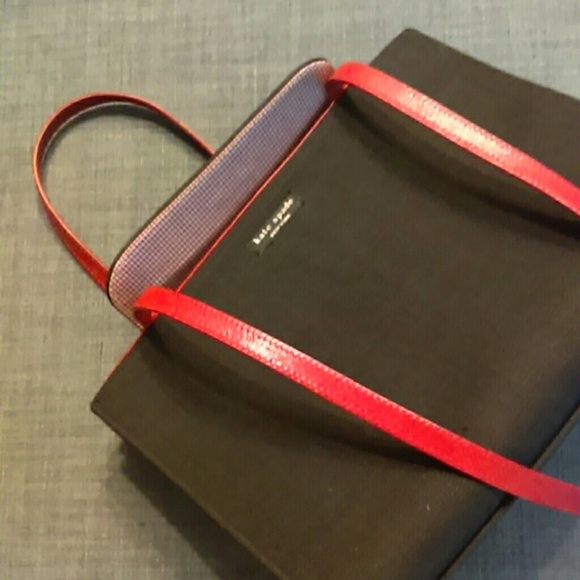 Kate Spade purse/tote - Picture 2 of 8